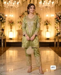 AFC Royal Collection – Pure Sheen Giraffe Tissue Embroidered Coord Set with Potli